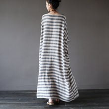 Load image into Gallery viewer, SOOMODA Vintage Batwing Sleeve Striped Dress