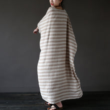 Load image into Gallery viewer, SOOMODA Vintage Batwing Sleeve Striped Dress