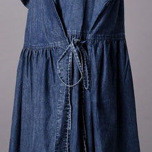 Load image into Gallery viewer, Plus Size Embroidered Denim  Trench Coat