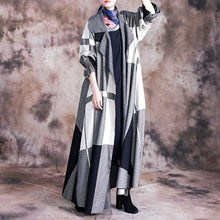 Load image into Gallery viewer, SOOMODA Vintage Patchwork Plaid Stitch Trench