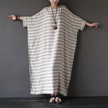 Load image into Gallery viewer, SOOMODA Vintage Batwing Sleeve Striped Dress